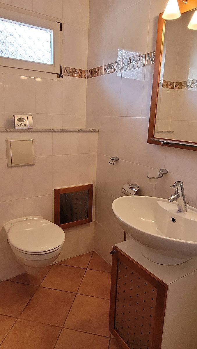 G�ste WC Zweifamilienhaus Idar-oberstein OT Mittelbollenbach