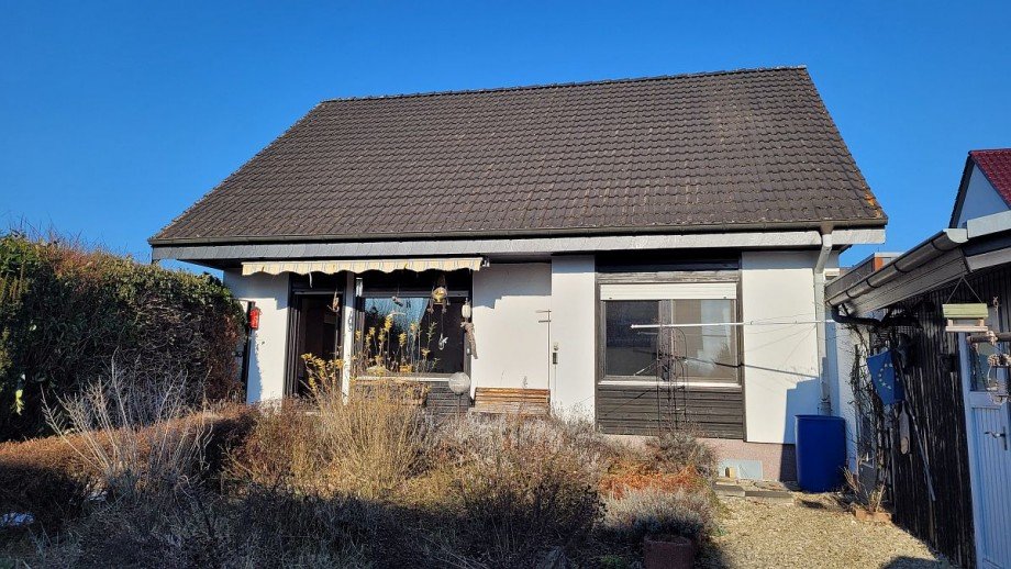 R�ckansicht Einfamilienhaus Hennweiler