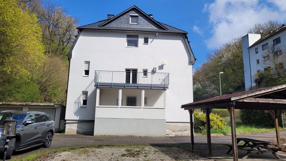 Seitenansicht Mehrfamilienhaus Idar-Oberstein