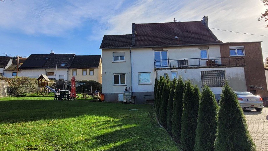 R�ckansicht Zweifamilienhaus B�renbach