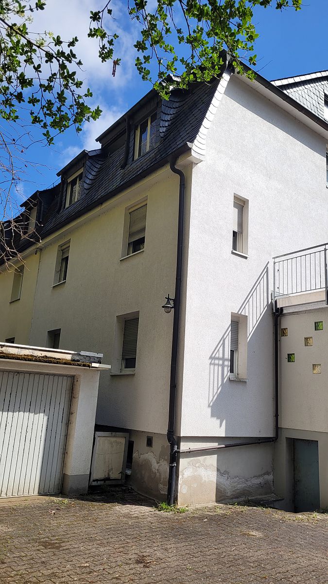 R�ckansicht Mehrfamilienhaus Idar-Oberstein