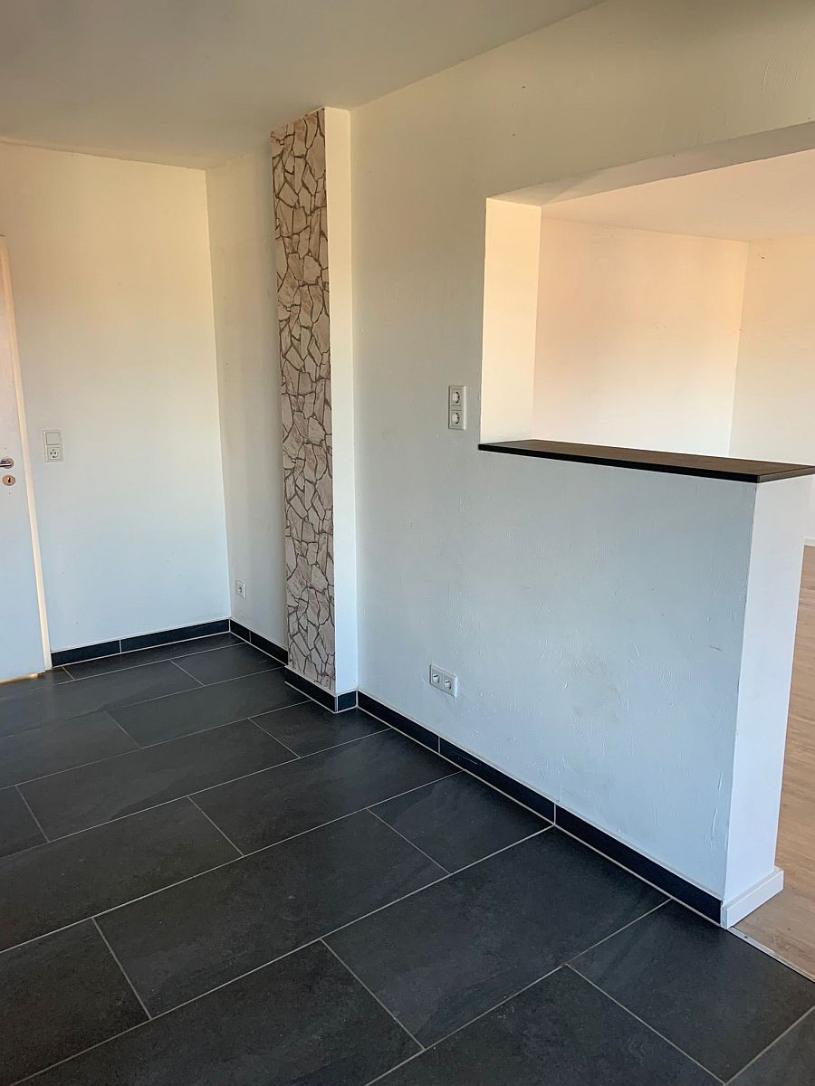 Blick Richtung Wohnzimmer Mehrfamilienhaus Merxheim