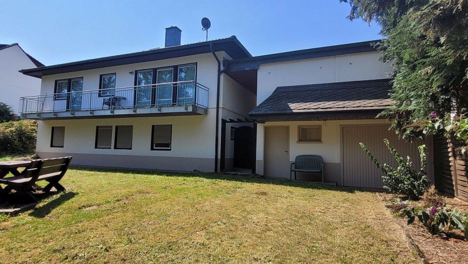 R�ckansicht Zweifamilienhaus Idar-oberstein OT Mittelbollenbach