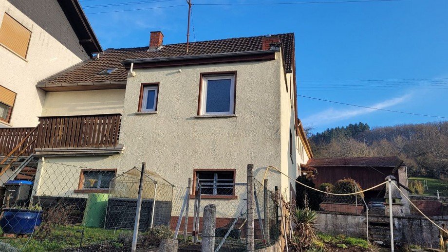 R�ckansicht Einfamilienhaus B�renbach bei Kirn