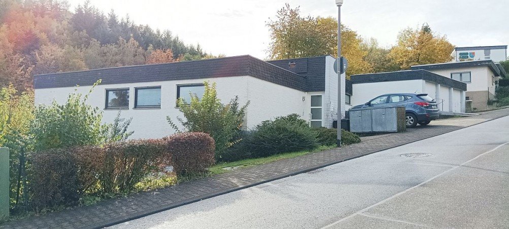 linke Seite Wohnung Kirschweiler